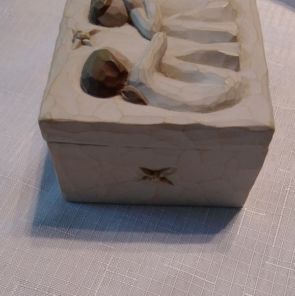 Willow Tree Friendship 2003 Trinket Box - Picture 3 of 7